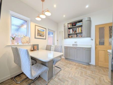 4 bedroom property to rent - Photo 3