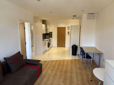 Simon Court, NW4 - Photo 5