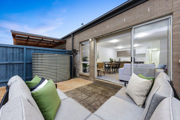 16 Bernie Smith Street, Mulgrave - Photo 1