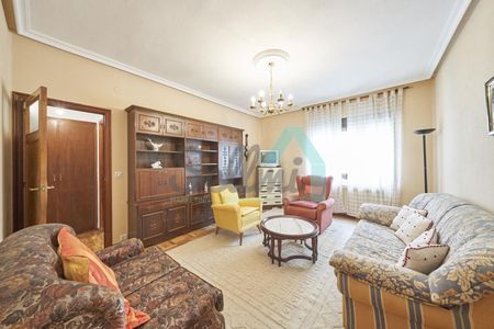 Alquiler de piso en Calle Sacramento - Photo 3