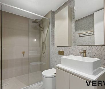 LUXURY APARTMENT IN THE HEART OF BRADDON - Photo 5