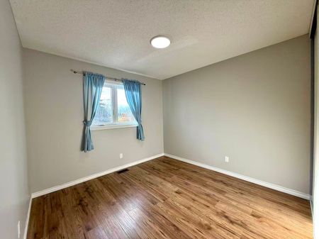 For Lease - 3 Baton Court, Kanata, Ontario - Photo 4