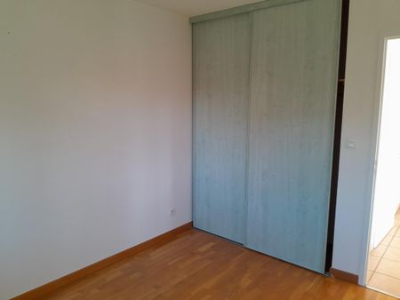 Location Appartement 3 pièces 67m² POISY 74330 - Photo 4