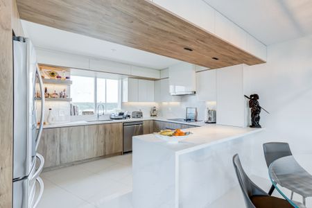 For Lease - 2111 Lake Shore Boulevard Unit# 1208, Toronto, Ontario - Photo 4