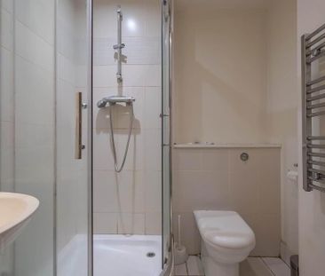 3-05 The Obel, 62 Donegall Quay, Belfast, BT1 3NG - Photo 4