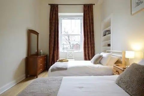 2 Bed Flat, Cathcart Place, EH11 - Photo 1