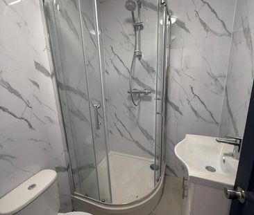 Room in a Shared Flat, Dolman Close, N3 - Photo 5