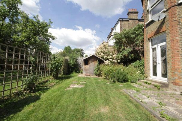 Compton Road, N21 - Photo 1