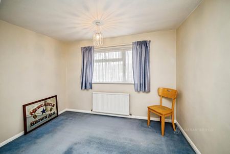 3 bedroom terraced house to rent - Photo 5