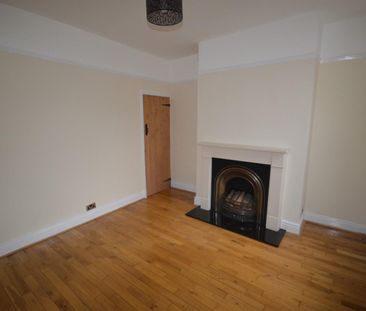 2 bedroom House To Let Total Size: 877 SQ FT - Photo 4