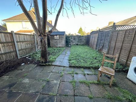 2 bedroom terraced house to rent - Photo 5