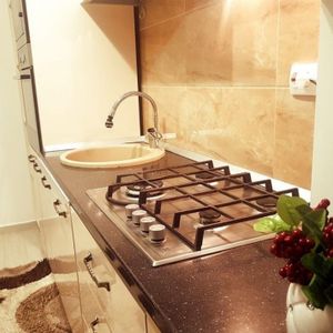 Garsoniera Piata Universitatii si Piata Romana - Fotografie 2