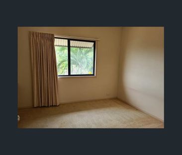 Low-Maintenance Townhouse Living in a Convenient Location - Photo 2