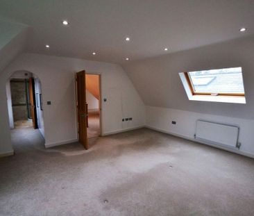 4 bedroom detached house to rent - Photo 5