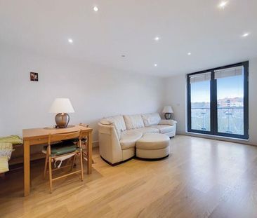 2 bedroom apartment to rent - Photo 6