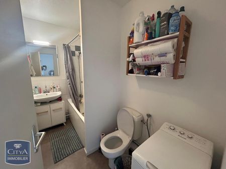 Location Appartement 1 pièce 34m² CLERMONT FERRAND 63000 - Photo 4