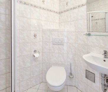 P5 Stodůlky, ul. Živcových, zařízený byt 1 + k.k. v RD, 33 m - Photo 5