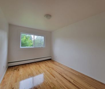 234 Rue de Pierrefontaine, Boisbriand, QC - Photo 6