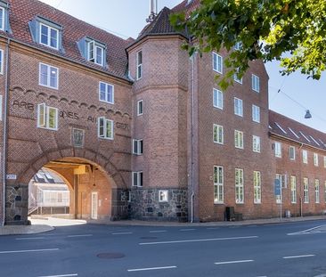 Skøn 1-værelses lejlighed midt i Odense C - Photo 1