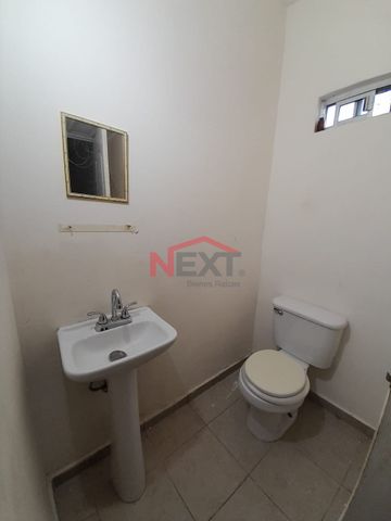 CASA EN RENTA EN FRACC. ALTARES - Foto 4