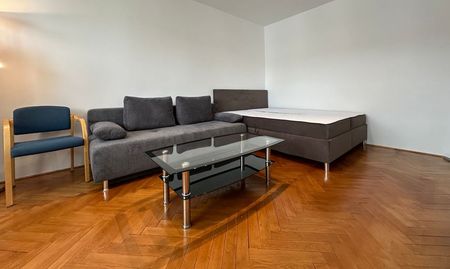 1 izb. A. MRÁZA - pri hoteli Bratislava- kompletná rekonštrukcia - Photo 2
