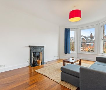 Minster Road, London - Photo 1