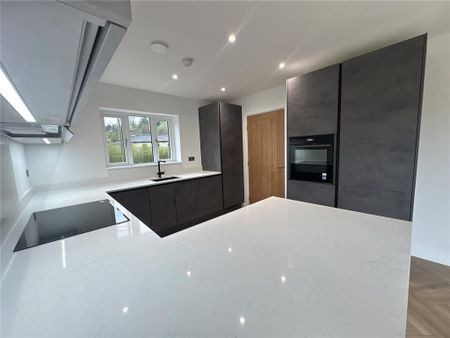 5 bedroom detached house to rent - Photo 5