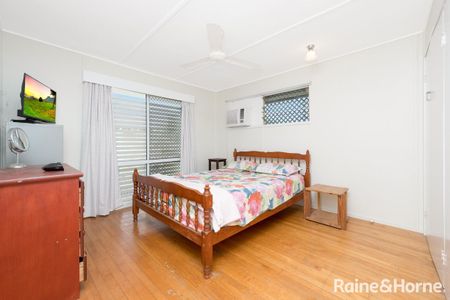 Versatile Family Home with Large Yard - Photo 2
