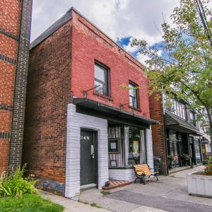 2 Bed / 1 Bath home in the Annex - Photo 3