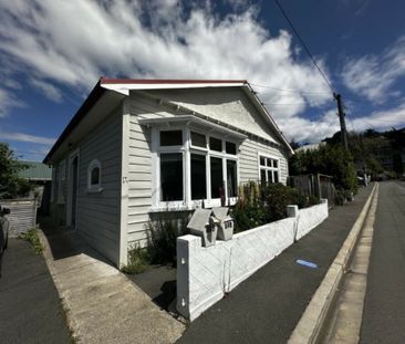 Sunny and cute! - Photo 1