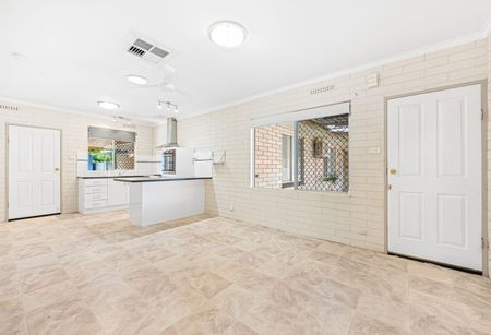 Neat 2 Bedroom Unit - Photo 2