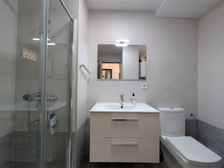 Piso de alquiler en Calle Campillos, 4, Manantiales - Estación de Autobuses - Photo 4