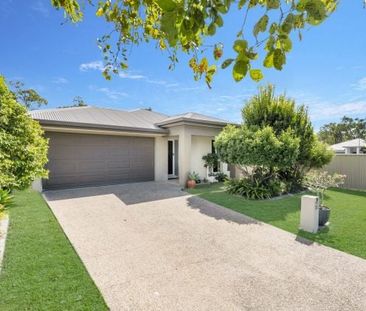 35 Pongamia Parade, Mount Low - Photo 6