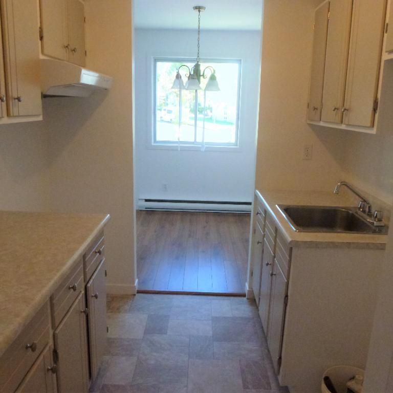 4 1/2 Chauffé/Éclairé, Décembre, Lévis secteur Desjardins, UQAR, CFP - Photo 1