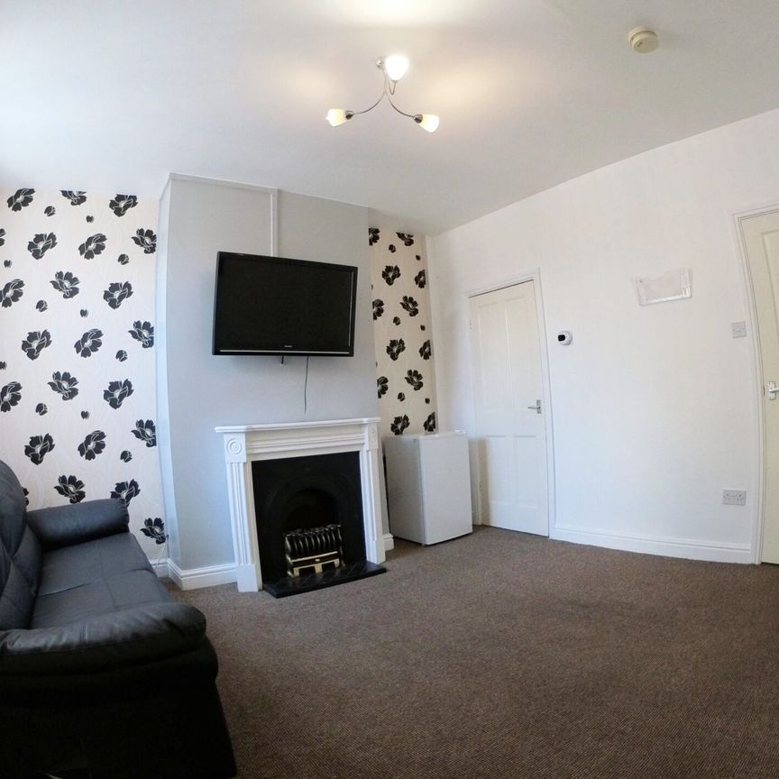 151 Winn Street, Lincoln, Lincolnsire, LN2 5EW, United Kingdom - Photo 1