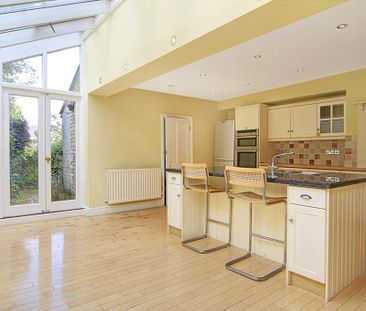 3 bedroom semi-detached house to rent - Photo 6