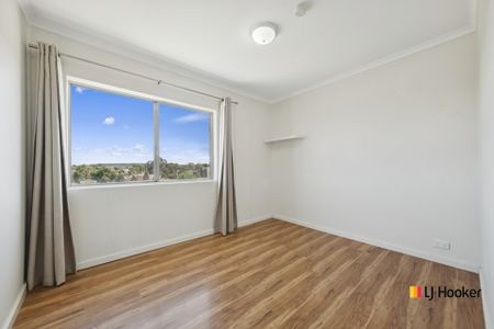 2 Bedroom Unit in Queanbeyan - Photo 4