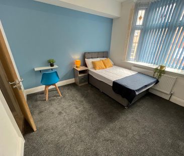 1 bedroom in a house share to rent - Photo 3