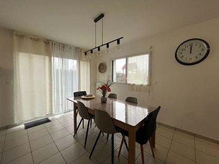 Location Maison 4 pièces 98m² LA FRESNAIS 35111 - Photo 2