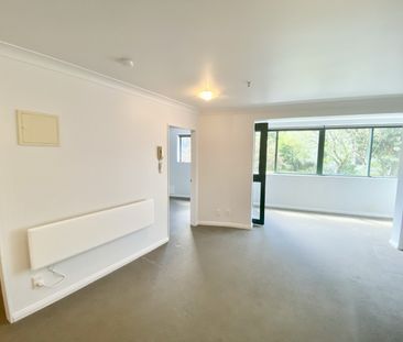 1 Bedroom Apartment Living With Bonus Office Space - Photo 5