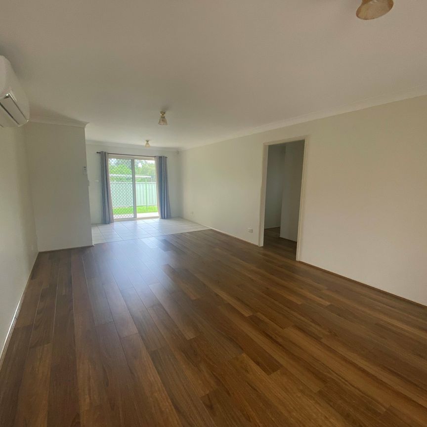 2 Bedroom duplex with garage! - Photo 1