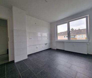 Verfügbar ab Juni 2026! Moderne 2-Zimmer-Erdgeschosswohnung mit Bal... - Photo 4