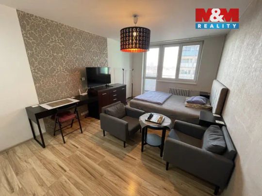 Pronájem bytu 1+kk, 28 m - Photo 1