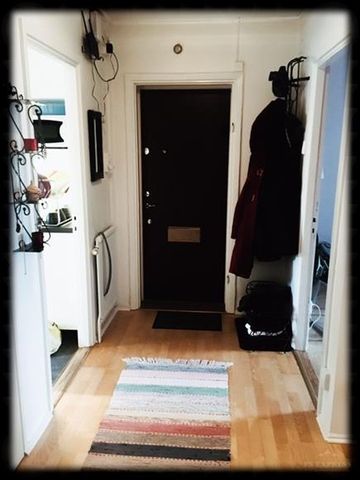 Bandhagen - 1rok - tillsv - 5.175kr/mån - Photo 4