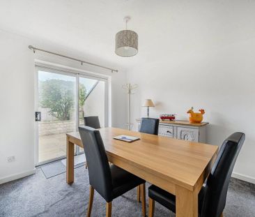 4 bedroom detached house to rent - Photo 3