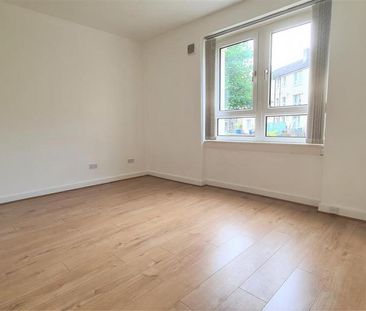 3 bedroom apartment to rent - Photo 6