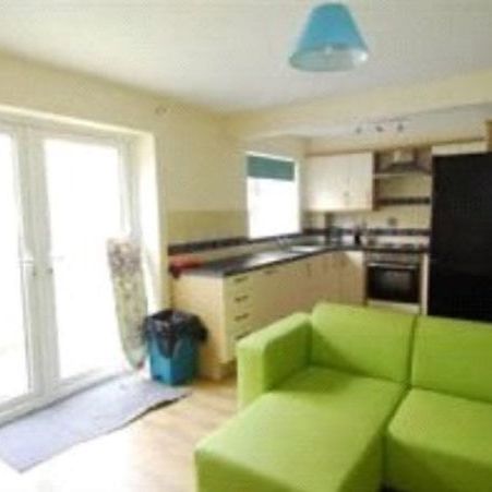 Quaker Lane, Plymouth, PL3 - Photo 1