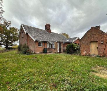 3 bedroom semi-detached house to rent - Photo 2