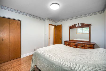 For Lease - 3766 Bayswater Crescent, Mississauga, Ontario - Photo 3