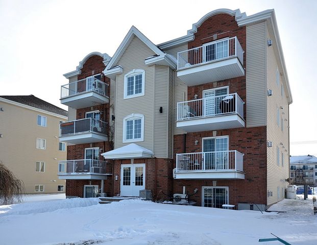 À louer / Appartement - Photo 1